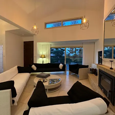 Vila Beautiful In Latchi In The Location! *