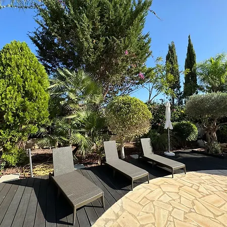 Beautiful In Latchi In The Location! Vila